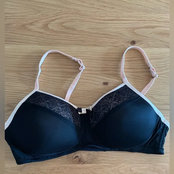 Mastectomy Bra - Picture 1 of 2